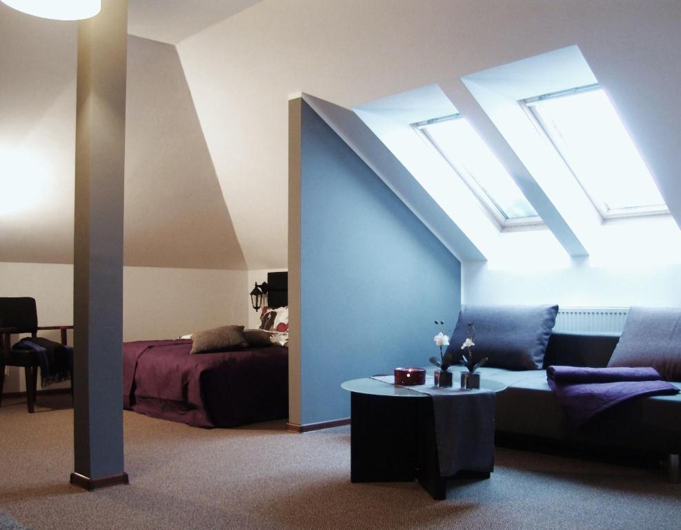 Hotel Graffit Świebodzin Oda fotoğraf